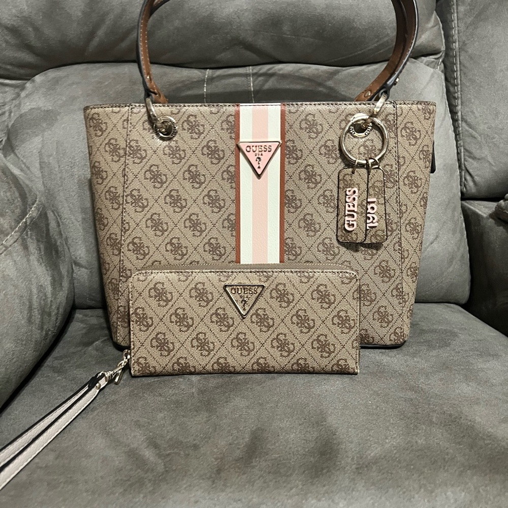 GUESS Brown and Pink Patterned Tote with Wallet